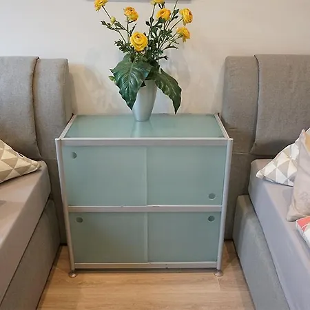 6-bett Dettingen #handwerkerzimmer-reutlingen-de * Dettingen an der Erms