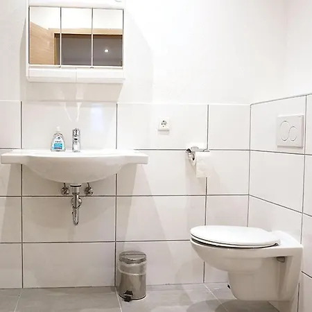 6-bett Dettingen #handwerkerzimmer-reutlingen-de Dettingen an der Erms
